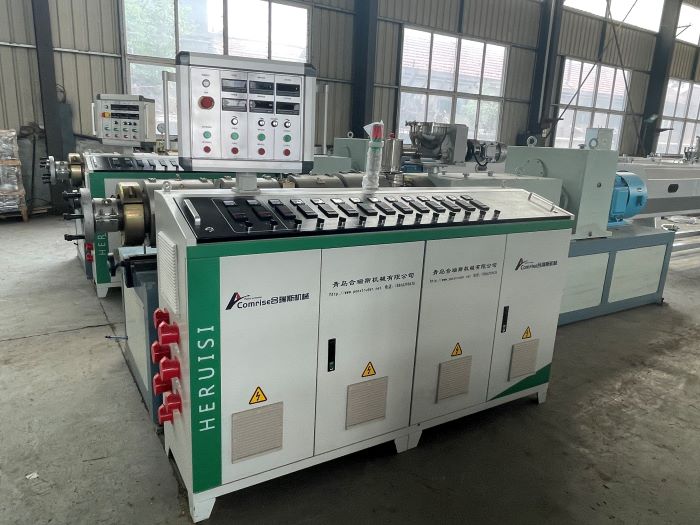 De productie van de extruder voor de PVC -pijp Machien is voltooid