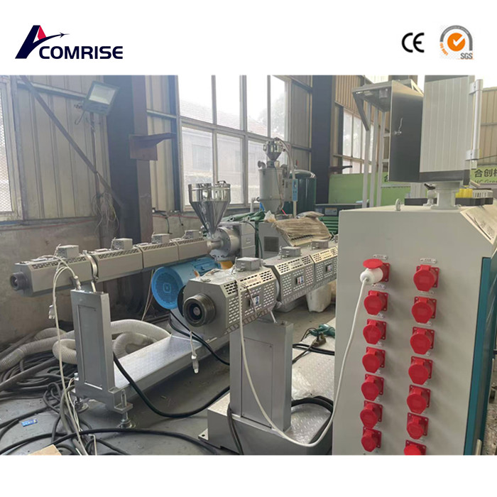 Twee 110-315 mm PE-pijpmachines worden getest in de fabriek van de klant